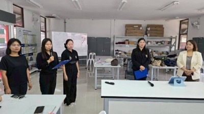 LINE_ALBUM_โครงการอบรมฯแผนกค้าปลีก_260216_22_600_338.jpg